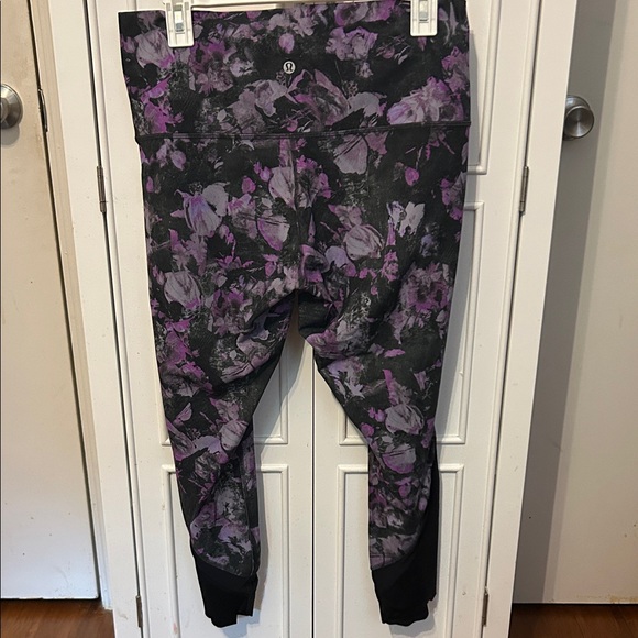 Lululemon Floral Print Leggings - Picture 1 of 6